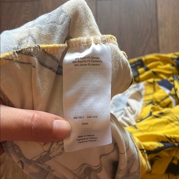 A Pea in the Pod Floral Yellow Maxi Long Sleeve Maternity Wrap Dress Small - Picture 6 of 7